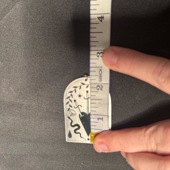 While Odin Sleeps "Omnia" Earrings - Picture 2 of 3